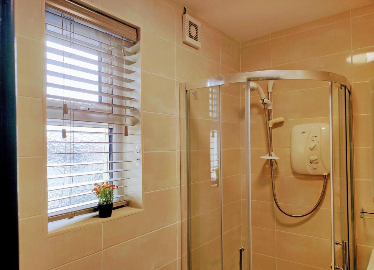 Tralee Townhouse Holiday Home By Trident Holiday Homes Buitenkant foto
